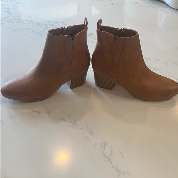 Joe fresh booties - Picture 3 of 6